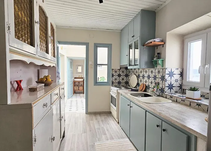 Domus Marzou Limanaki